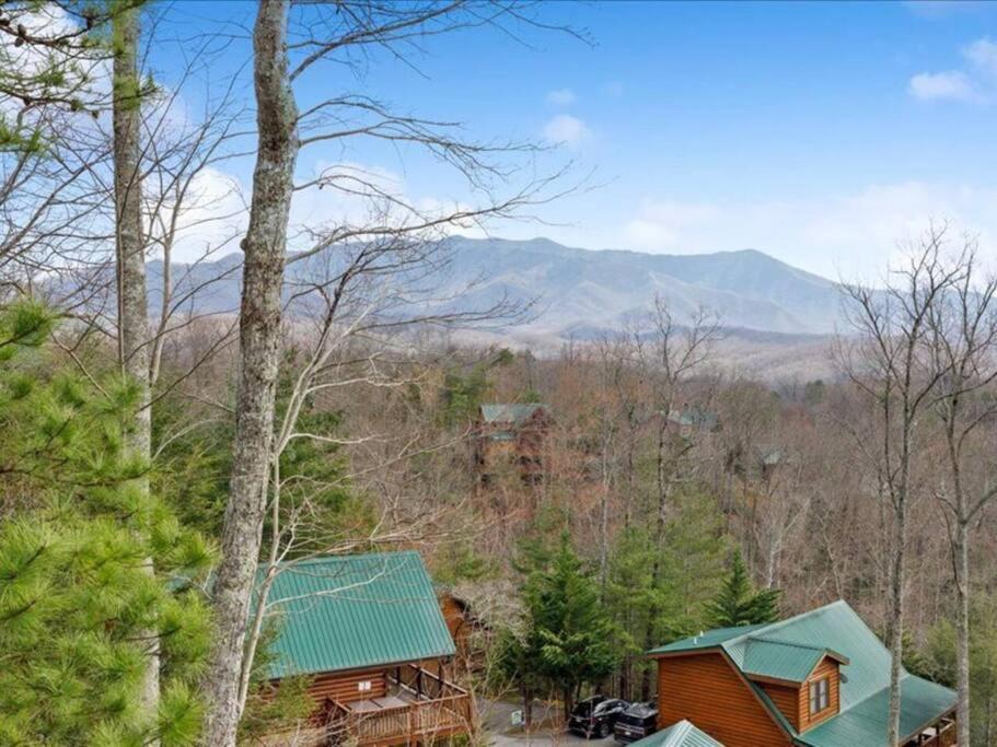 Villa Breathtaking Views Of The Smokies, 3 Mins To Gatlinburg Exterior foto